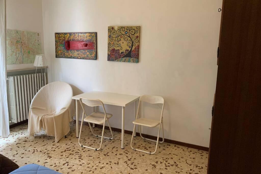 A Casa Da Claudio Apartment Parma Exterior photo
